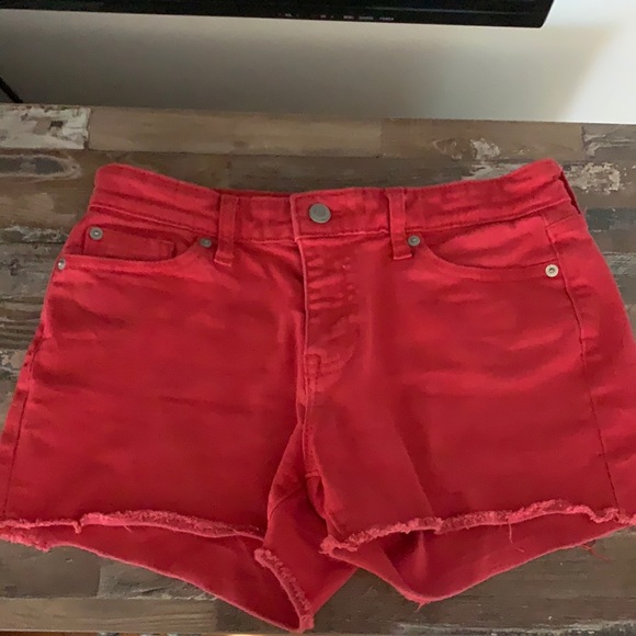 GAP Sexy Boyfriend Short - Picture 1 of 4